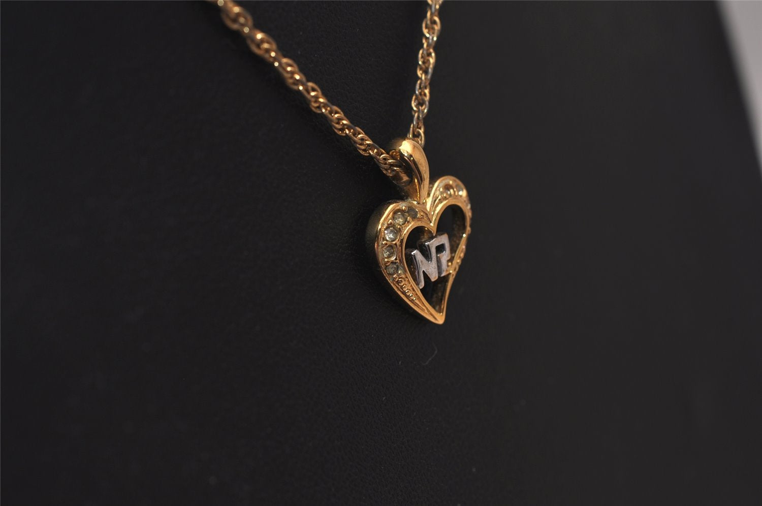 Authentic NINA RICCI Gold Tone Rhinestone Heart Chain Pendant Necklace  8596J
