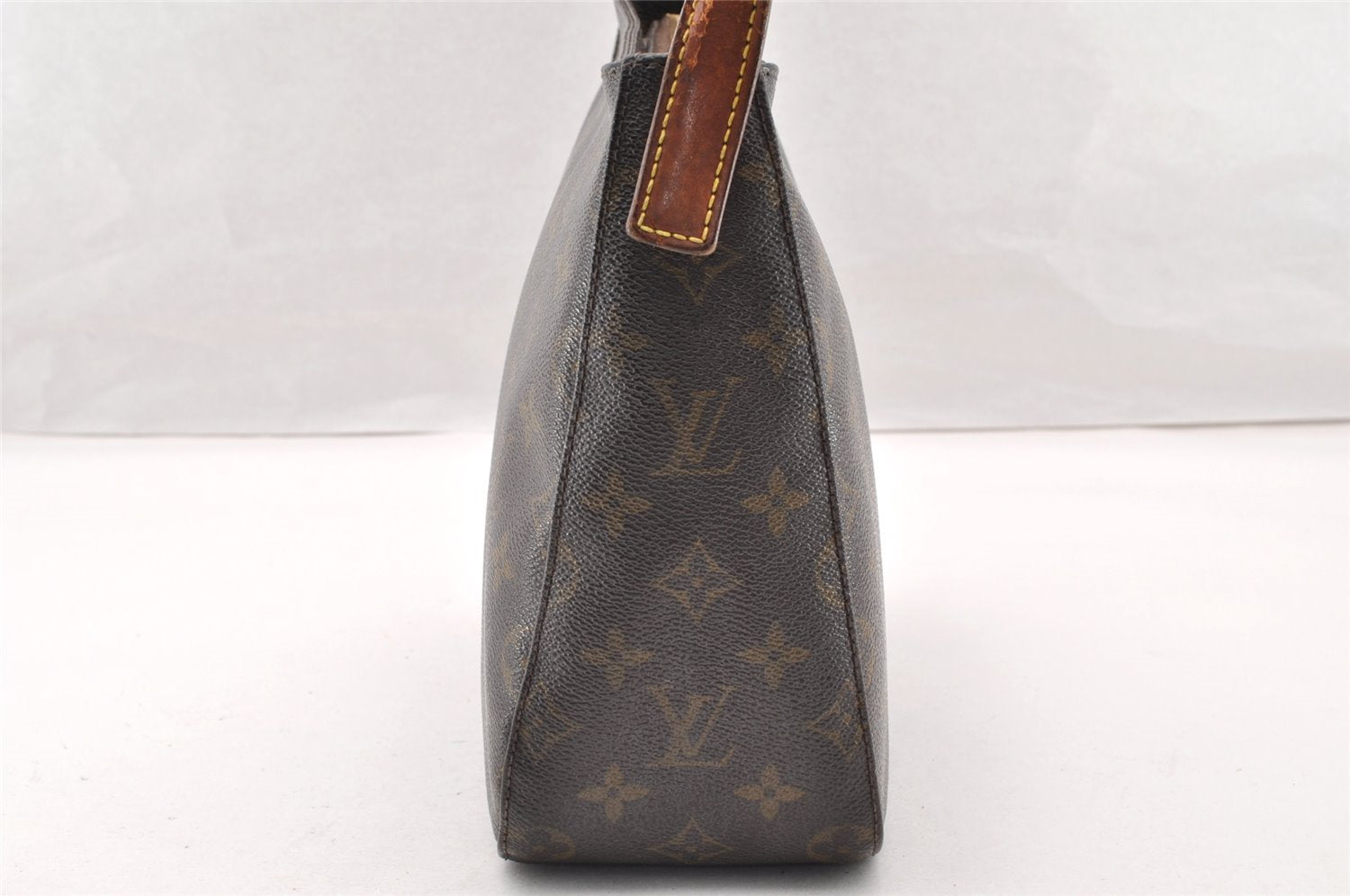 Authentic Louis Vuitton Monogram Looping MM Shoulder Bag M51146 LV 8601I