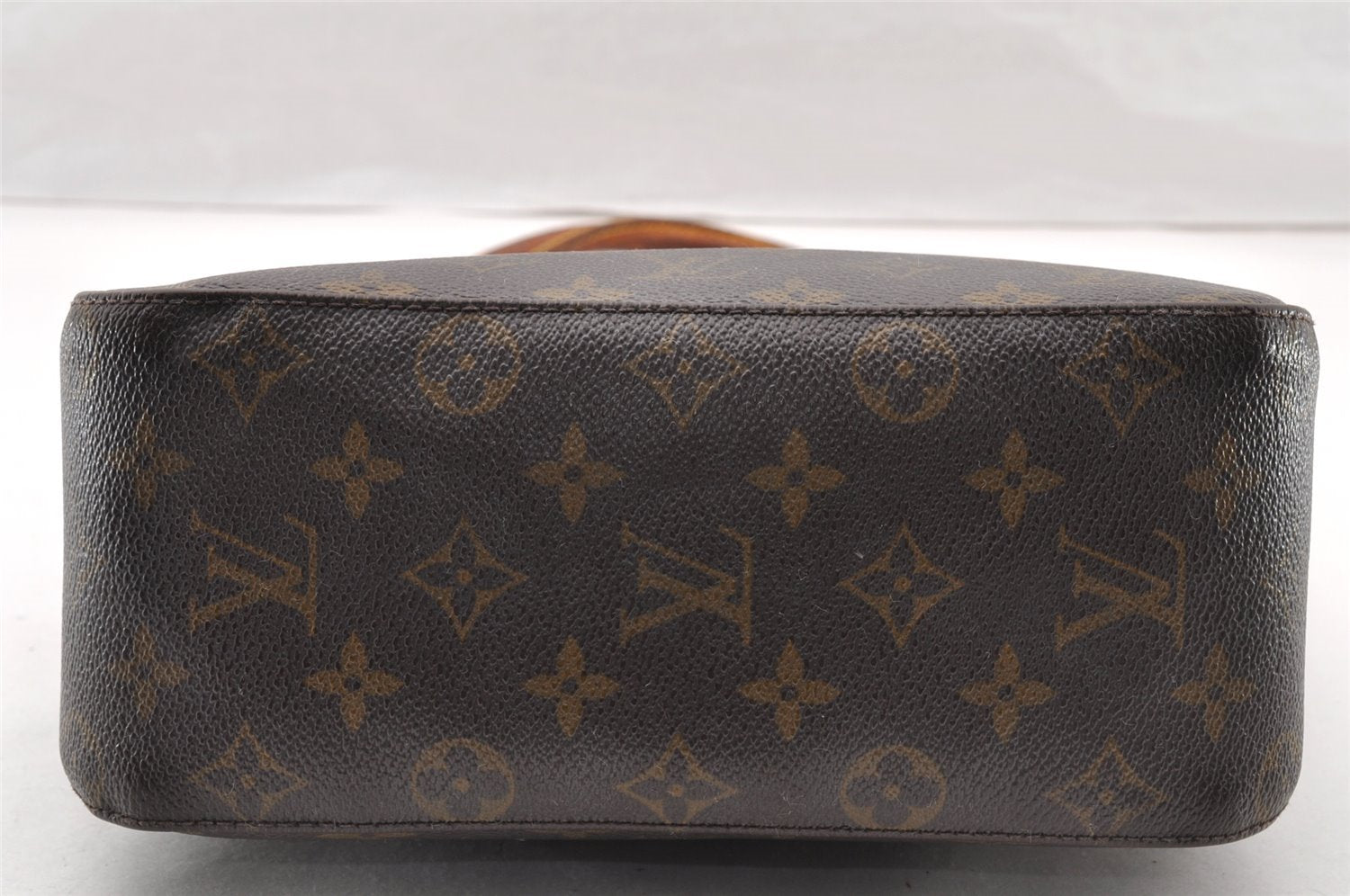 Authentic Louis Vuitton Monogram Looping MM Shoulder Bag M51146 LV 8601I