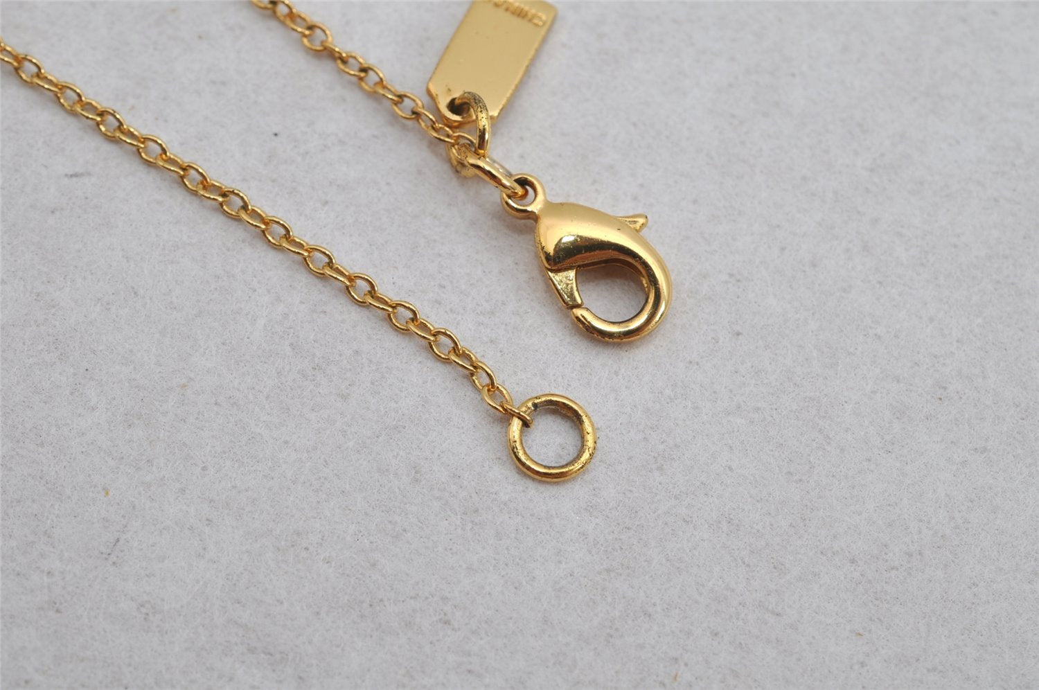 Authentic COACH Vintage Rhinestone Heart Chain Pendant Necklace Gold 8605J