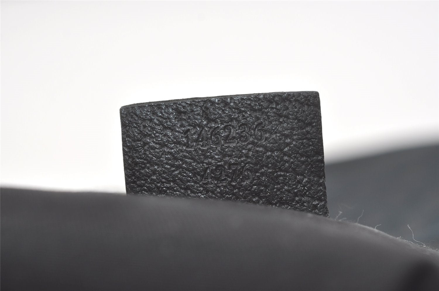 Authentic GUCCI Shoulder Cross Body Bag GG Canvas Leather 146236 Black 8608I