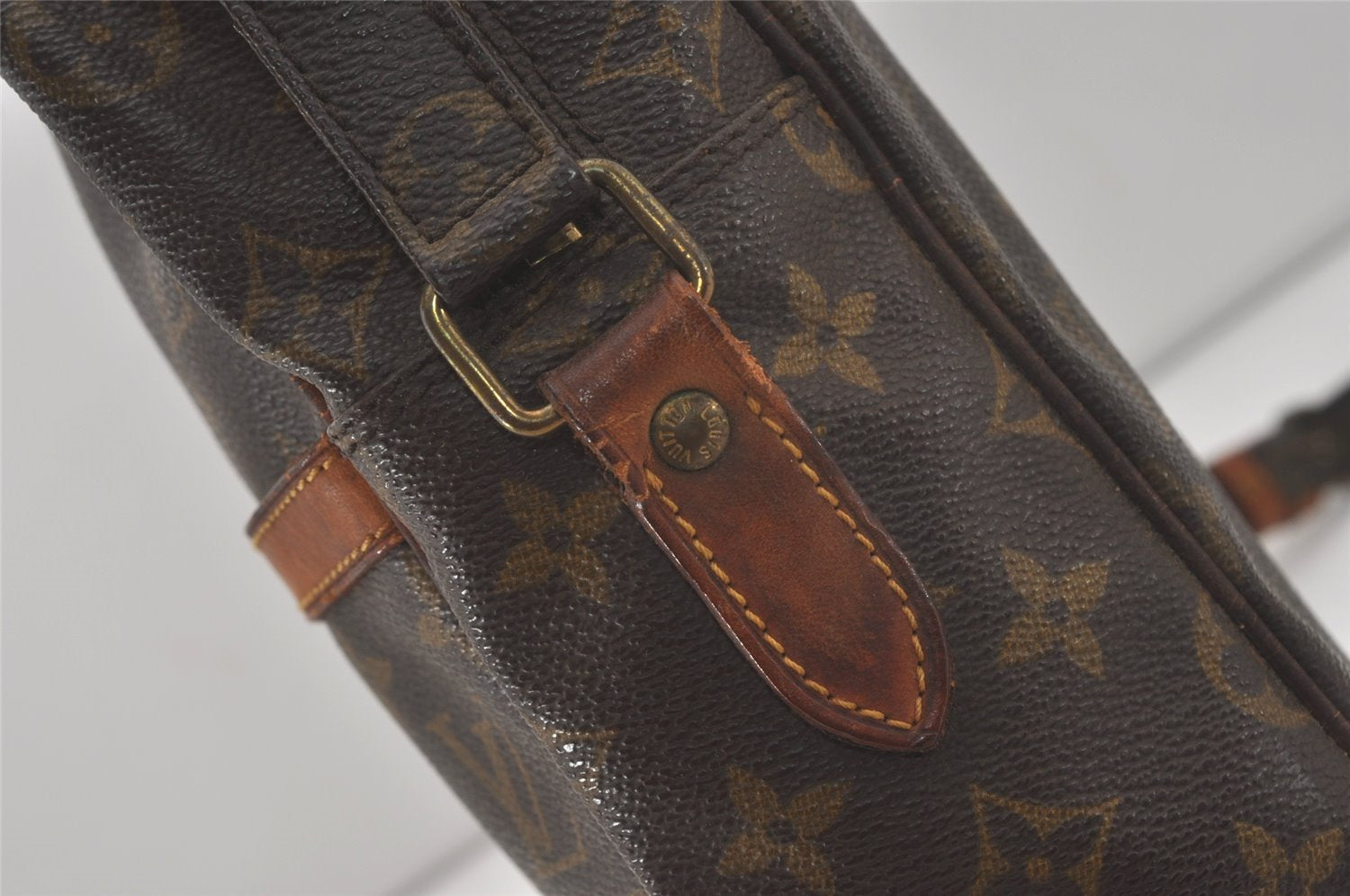 Authentic Louis Vuitton Monogram Danube MM Shoulder Cross Bag M45264 LV 8615I