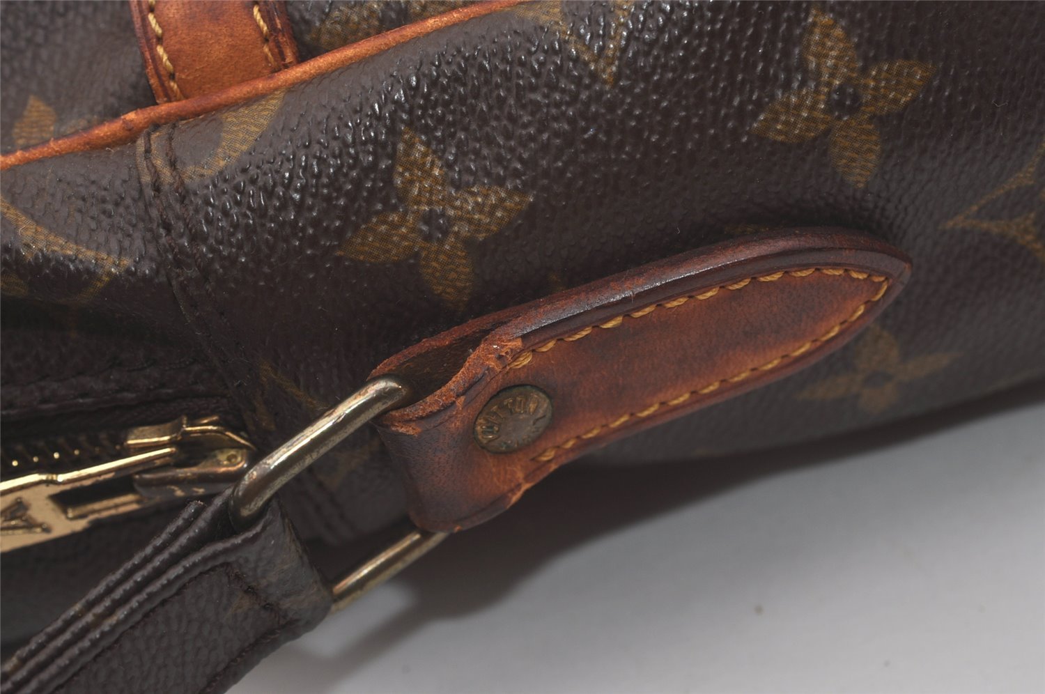 Authentic Louis Vuitton Monogram Danube MM Shoulder Cross Bag M45264 LV 8615I