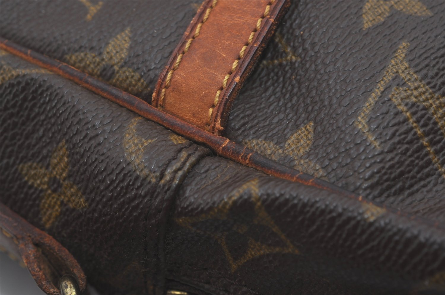 Authentic Louis Vuitton Monogram Danube MM Shoulder Cross Bag M45264 LV 8615I