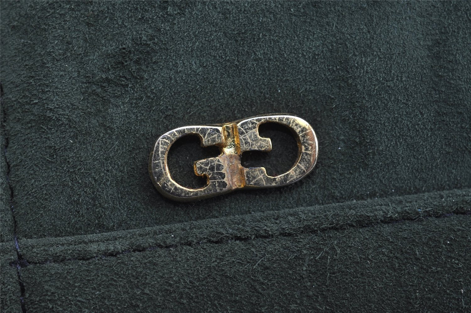 Authentic GUCCI Vintage Chain Shoulder Bag Purse Suede Green 8617I