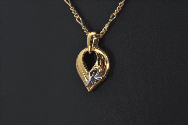 Authentic NINA RICCI Vintage Gold Tone Leaf Shaped Chain Pendant Necklace  8619J