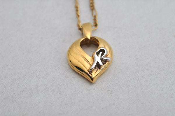 Authentic NINA RICCI Vintage Gold Tone Leaf Shaped Chain Pendant Necklace  8619J