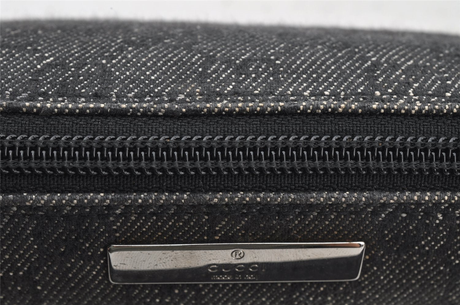 Authentic GUCCI Hand Bag Pouch Purse GG Canvas Leather 07198 Black 8623I