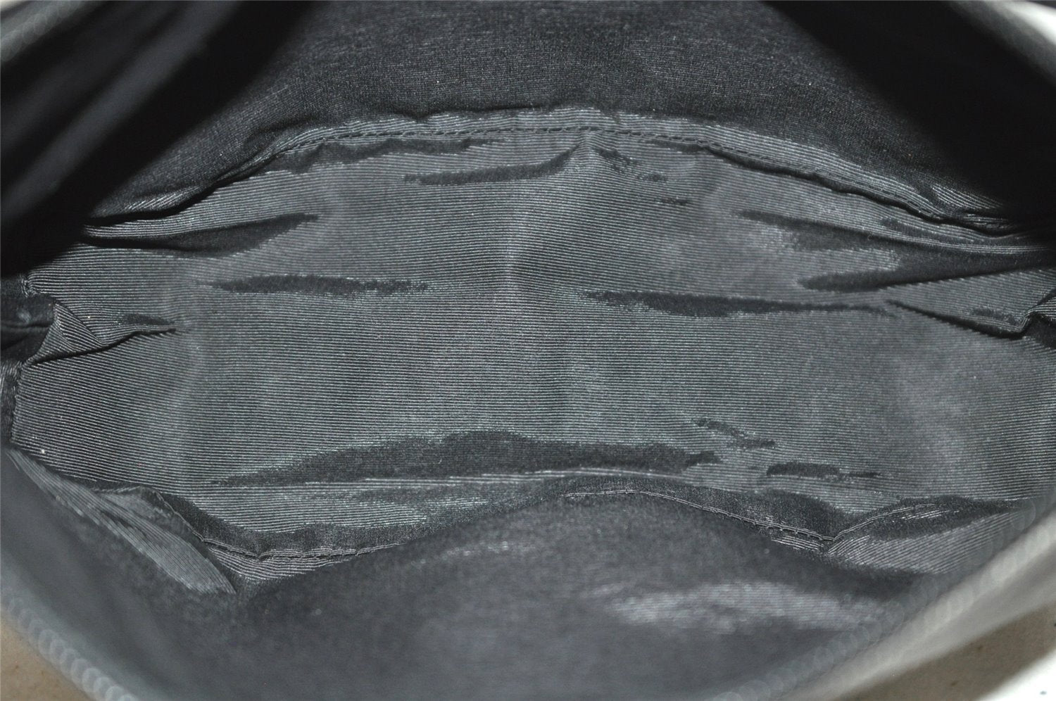 Authentic GUCCI Hand Bag Pouch Purse GG Canvas Leather 07198 Black 8623I