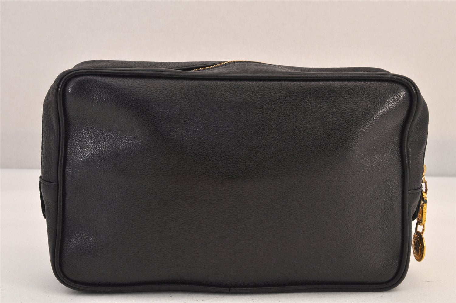 Authentic VERSACE Medusa Leather Clutch Hand Bag Pouch Purse Black 8624M