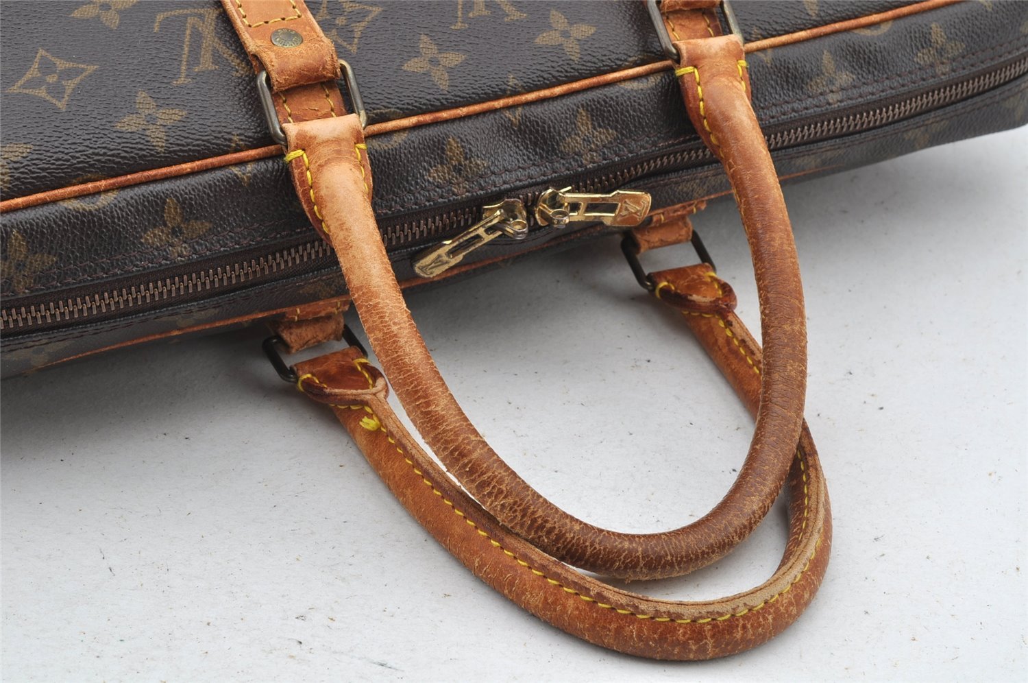 Authentic Louis Vuitton Monogram Porte Documents Voyage M53361 Briefcase 8626I