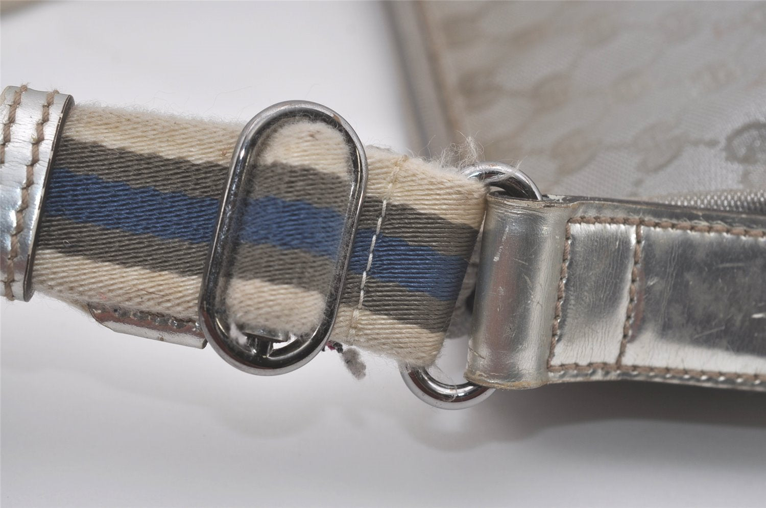 Authentic GUCCI Shoulder Cross Body Bag GG Canvas Leather 145857 Silver 8630I