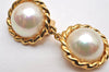 Authentic NINA RICCI Vintage Clip-on Imitation Pearl Earrings Gold Tone 8634J