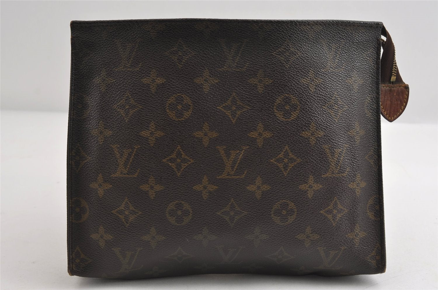 Auth Louis Vuitton Monogram Poche Toilette 26 M47542 Cosmetics Pouch Junk 8635I