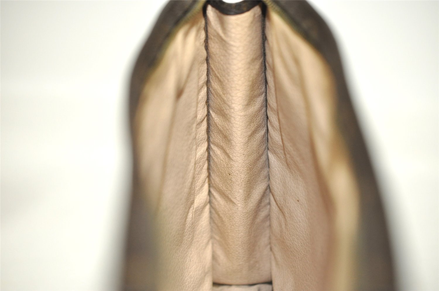 Auth Louis Vuitton Monogram Poche Toilette 26 M47542 Cosmetics Pouch Junk 8635I