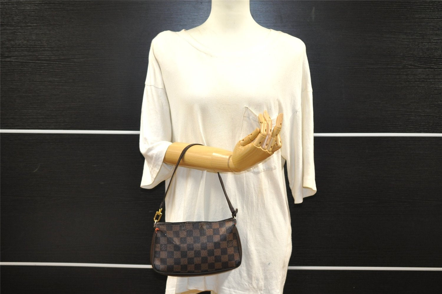 Authentic Louis Vuitton Damier Navona Hand Bag Pouch Purse N51983 LV 8636I