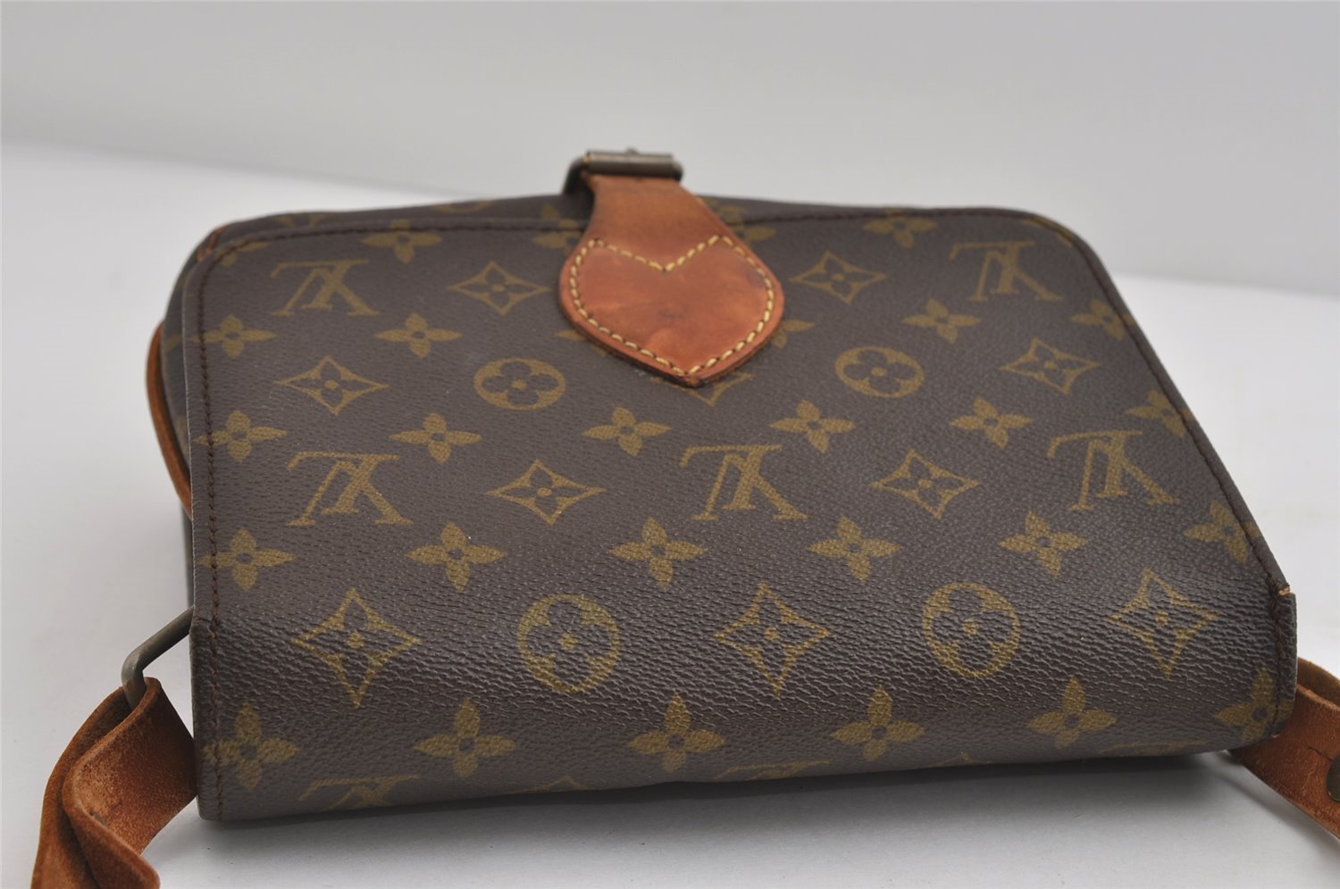 Authentic Louis Vuitton Monogram Cartouchiere MM Shoulder Bag Old Model 8651I