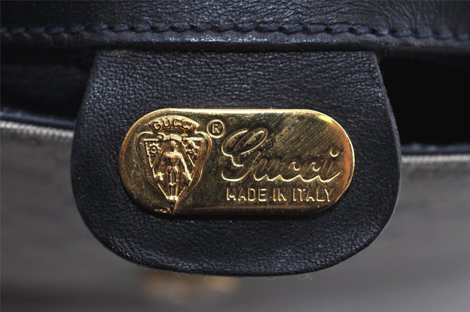 Authentic GUCCI Micro GG PVC Leather Shoulder Crossbody Bag Navy Blue Junk 8657I