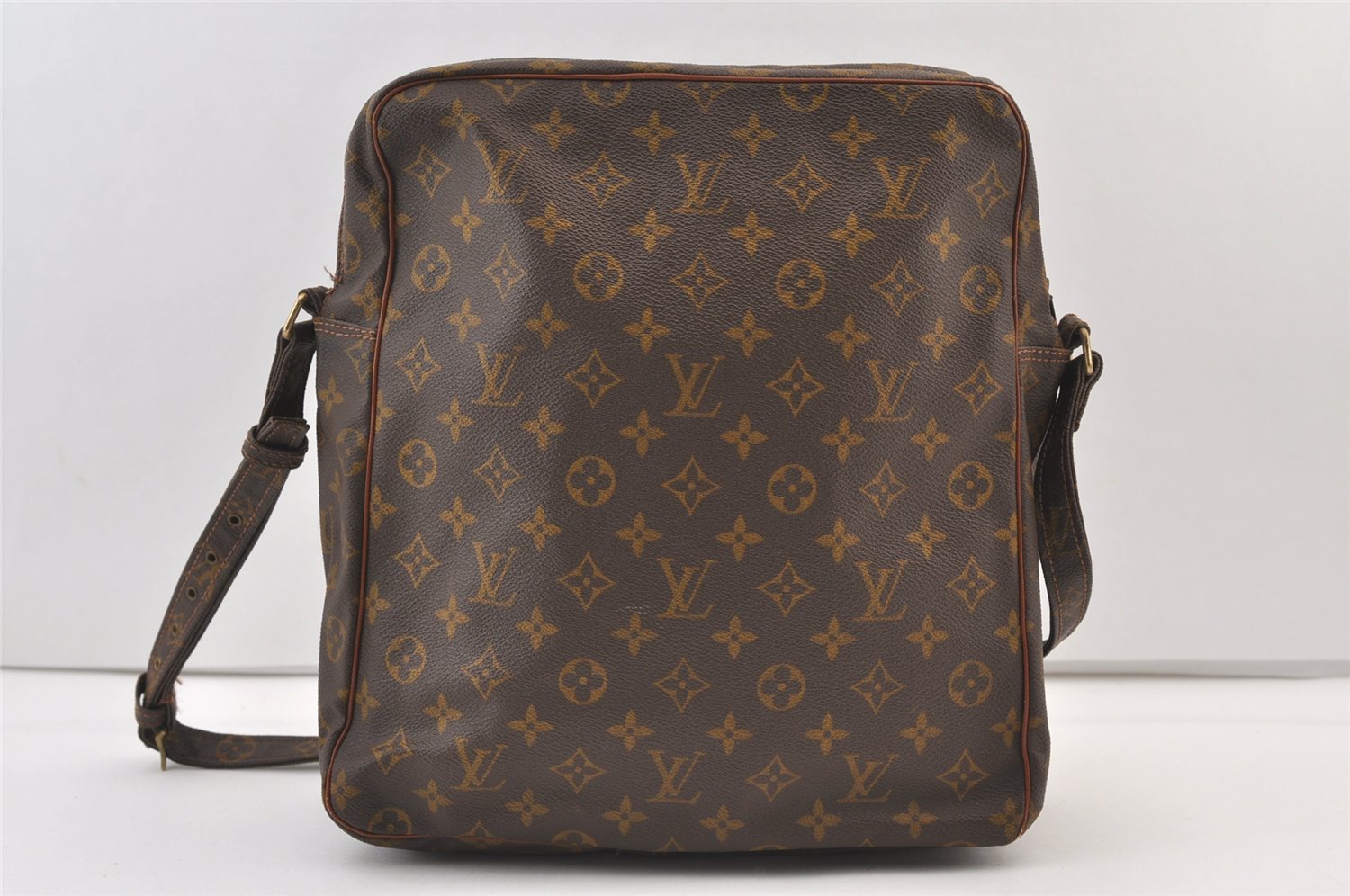 Authentic Louis Vuitton Monogram Marceau Shoulder Cross Body Bag Old Model 8664J