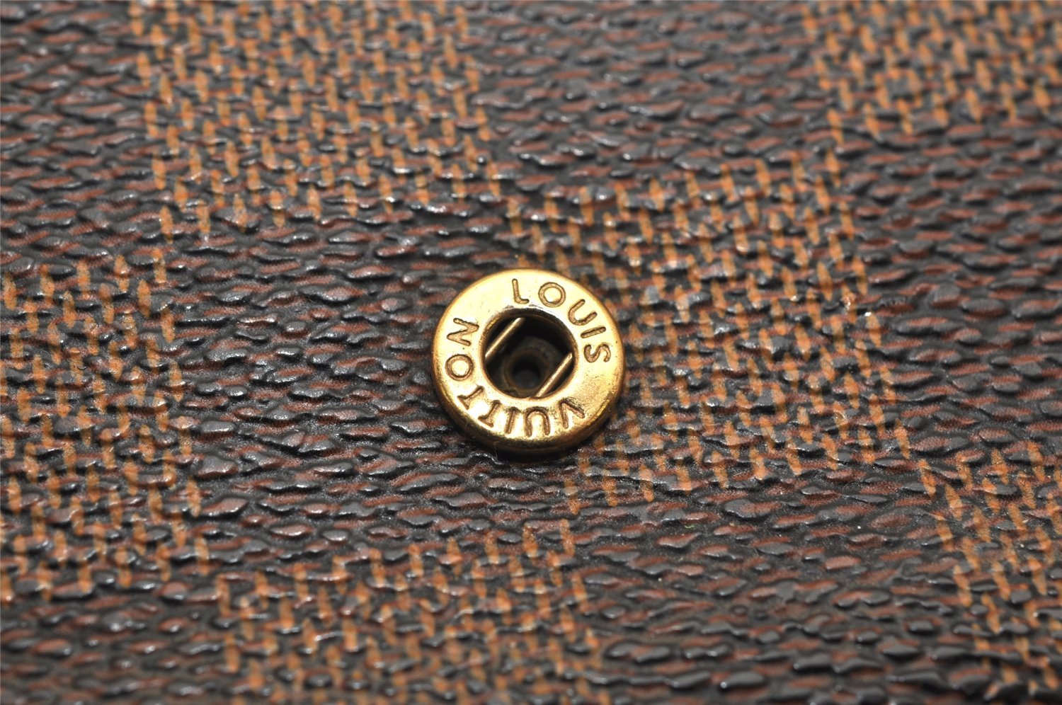 Authentic Louis Vuitton Damier Multicles 6 Key Case Holder N62630 LV 8669J