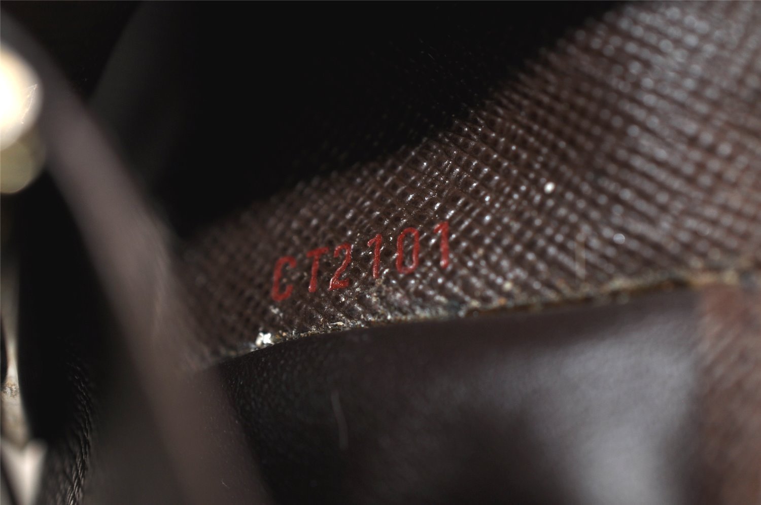 Authentic Louis Vuitton Damier Multicles 6 Key Case Holder N62630 LV 8669J