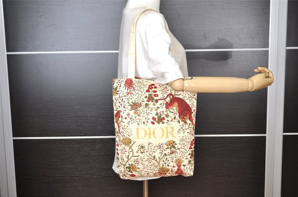 Authentic Christian Dior Tiger Pattern Shoulder Tote Bag Canvas White 8672I