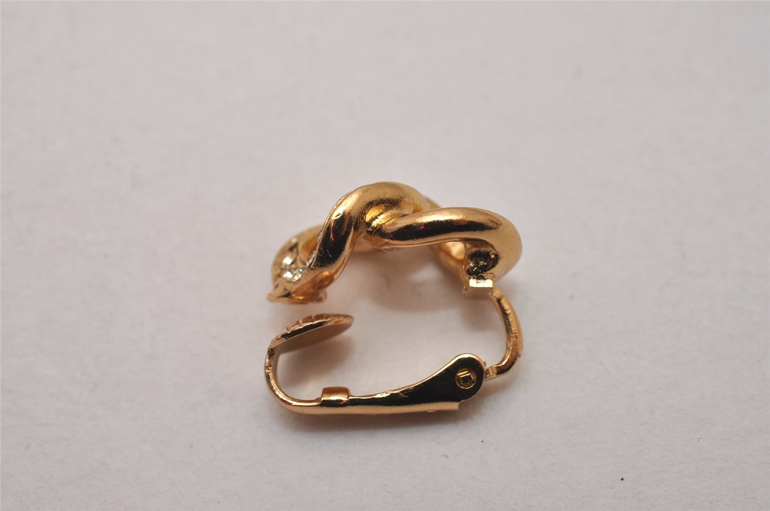 Authentic Christian Dior Clip-On Earrings Rhinestone Gold Plated CD 8678I