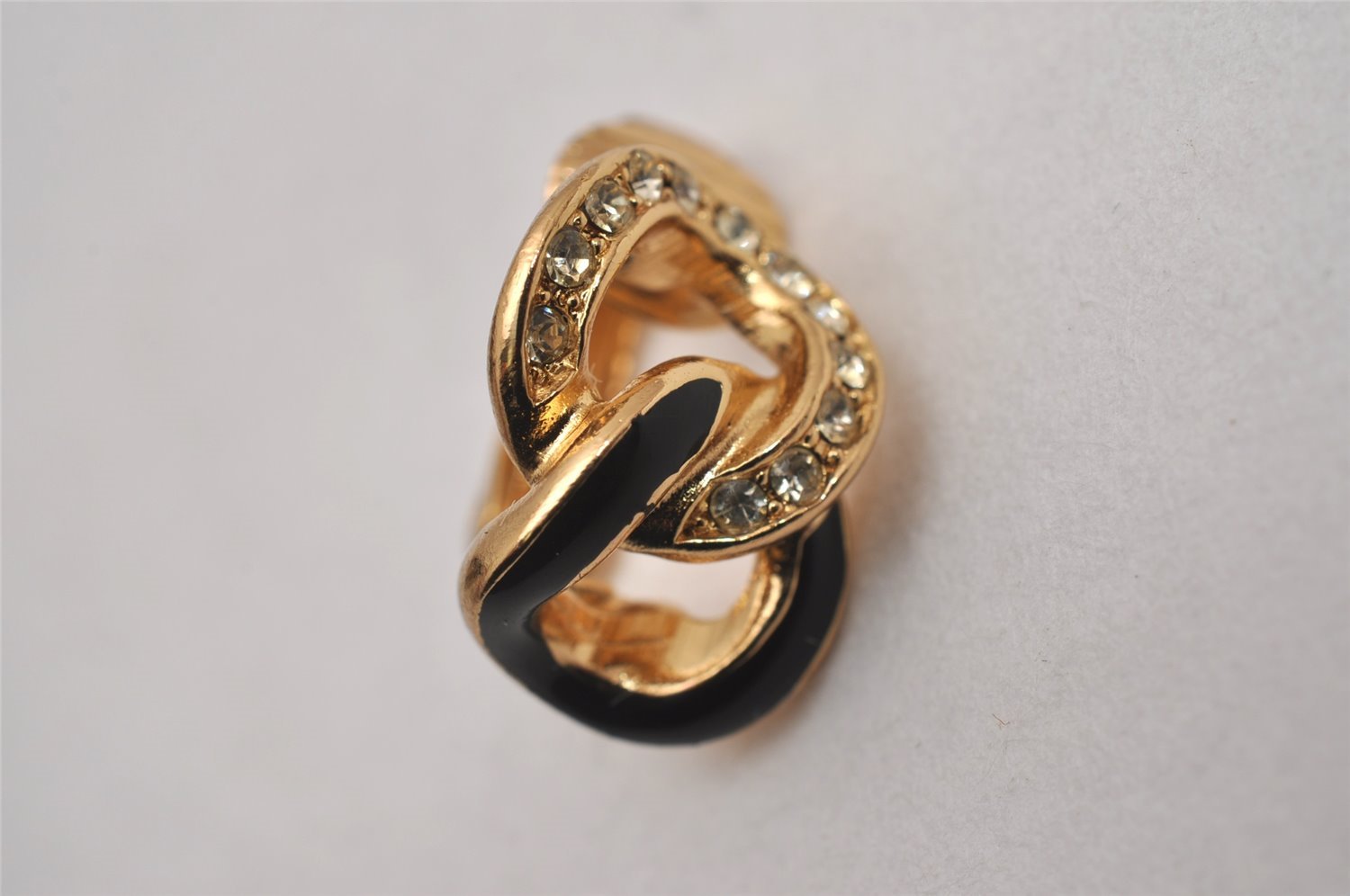 Authentic Christian Dior Clip-On Earrings Rhinestone Gold Plated CD 8678I