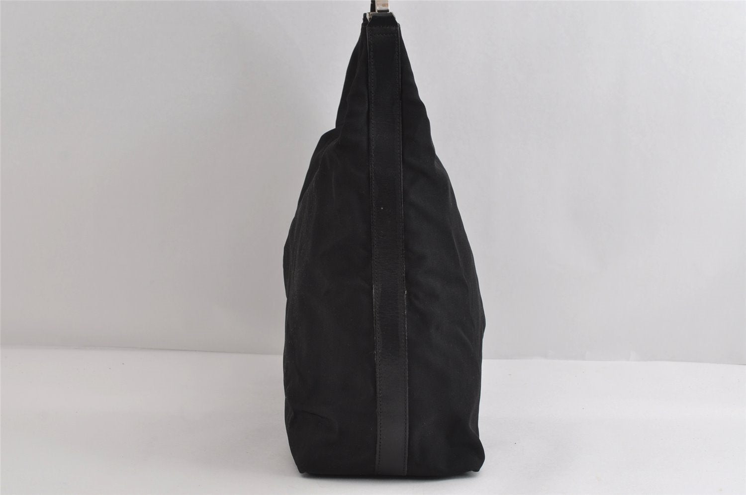 Authentic GUCCI Vintage Shoulder Tote Bag Nylon Leather 0011955 Black 8683I