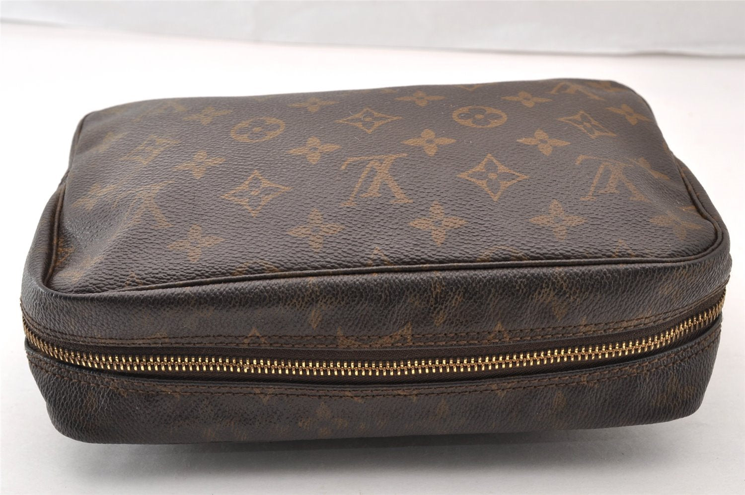 Auth Louis Vuitton Monogram Trousse Toilette 23 Clutch Hand Bag M47524 LV 8690I