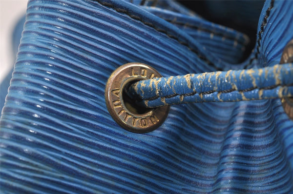 Authentic Louis Vuitton Epi Petit Noe Shoulder Drawstring Bag M44105 Blue 8696I