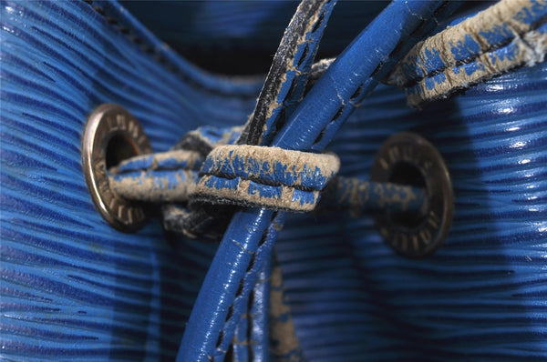 Authentic Louis Vuitton Epi Petit Noe Shoulder Drawstring Bag M44105 Blue 8696I