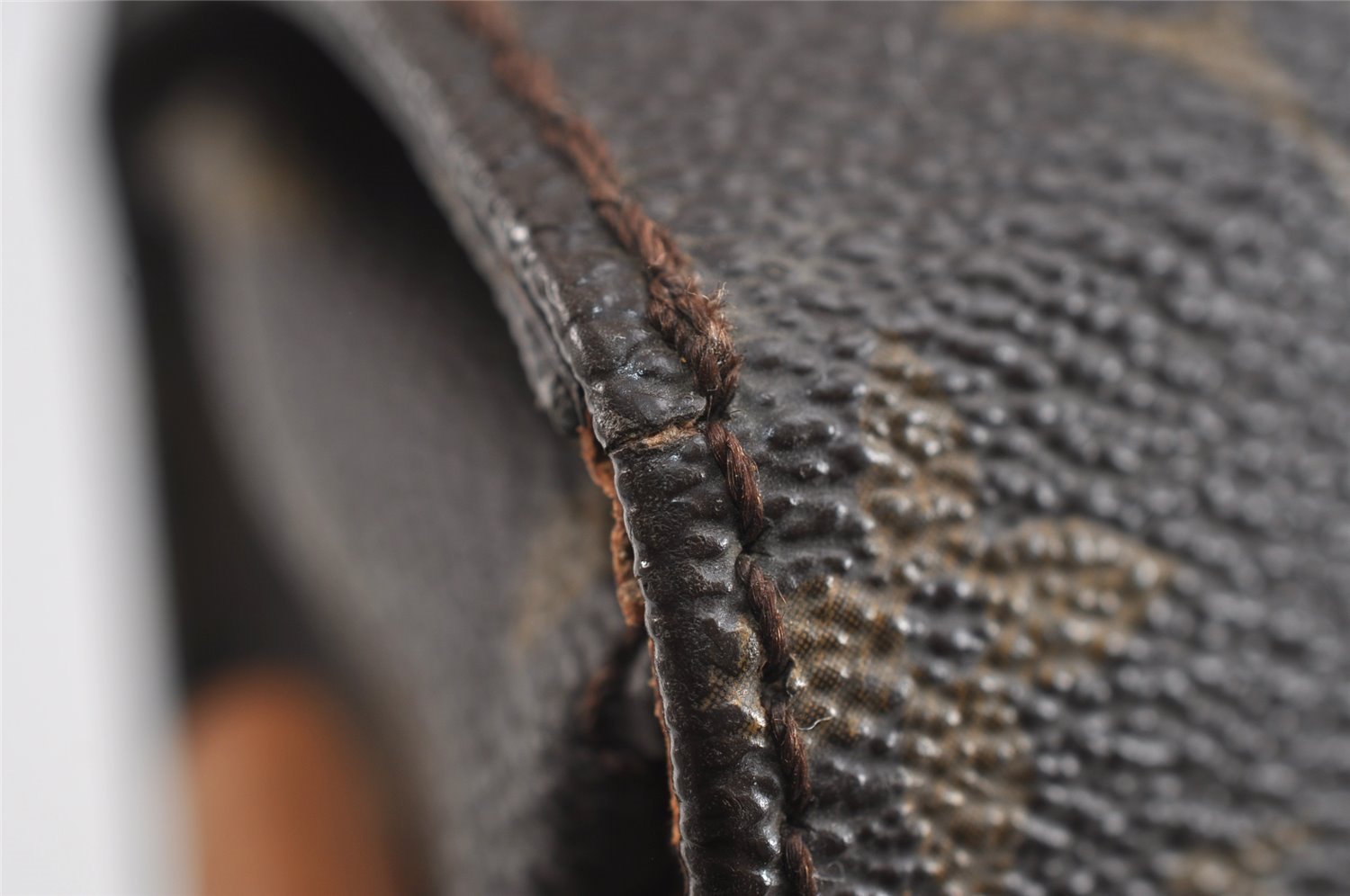 Authentic Louis Vuitton Monogram Cartouchiere MM M51253 Shoulder Bag Junk 8698I