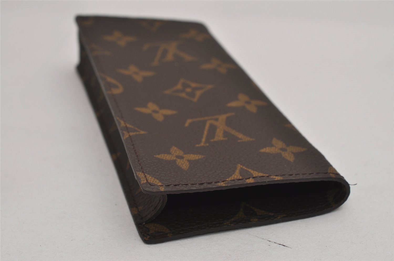 Authentic Louis Vuitton Monogram Etui Lunette Simple M62962 Glasses Case 8698J