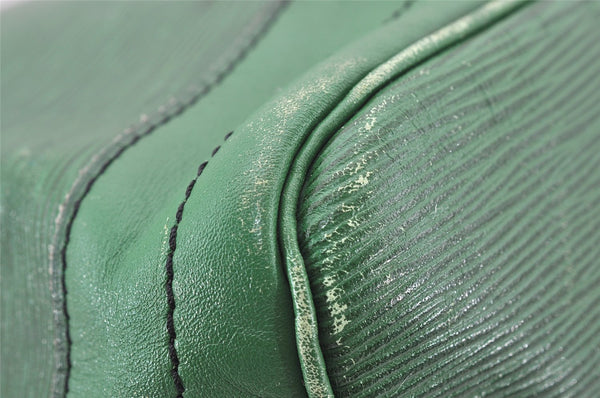 Authentic Louis Vuitton Epi Noe Shoulder Drawstring Bag Green Old Model LV 8699I