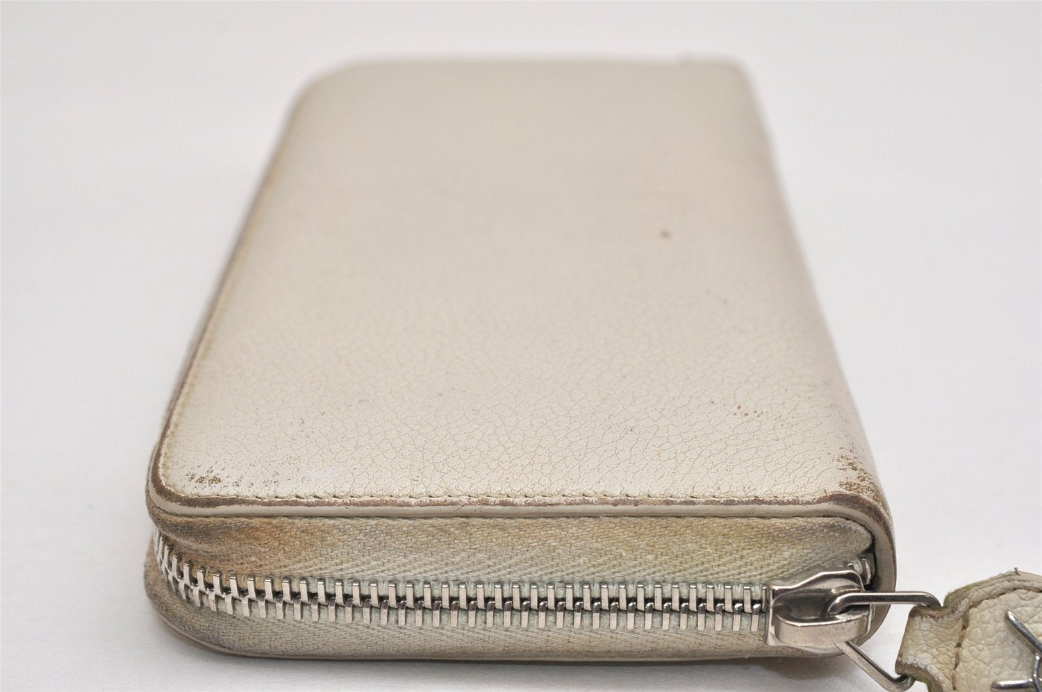 Authentic SAINT LAURENT Vintage Long Wallet Purse Leather White 8699J