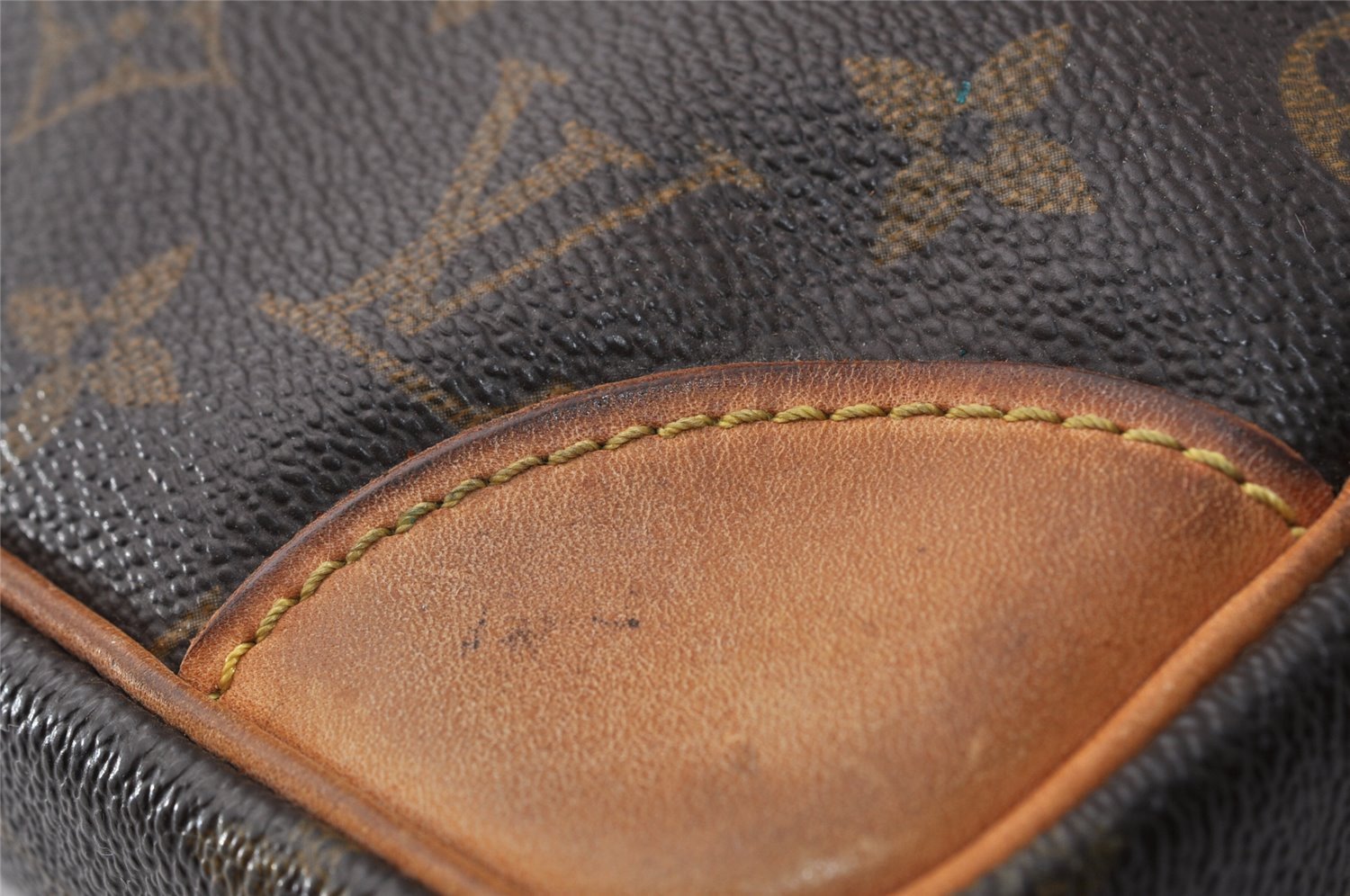 Authentic Louis Vuitton Monogram Marly Dragonne GM M51825 Clutch Hand Bag 8703I