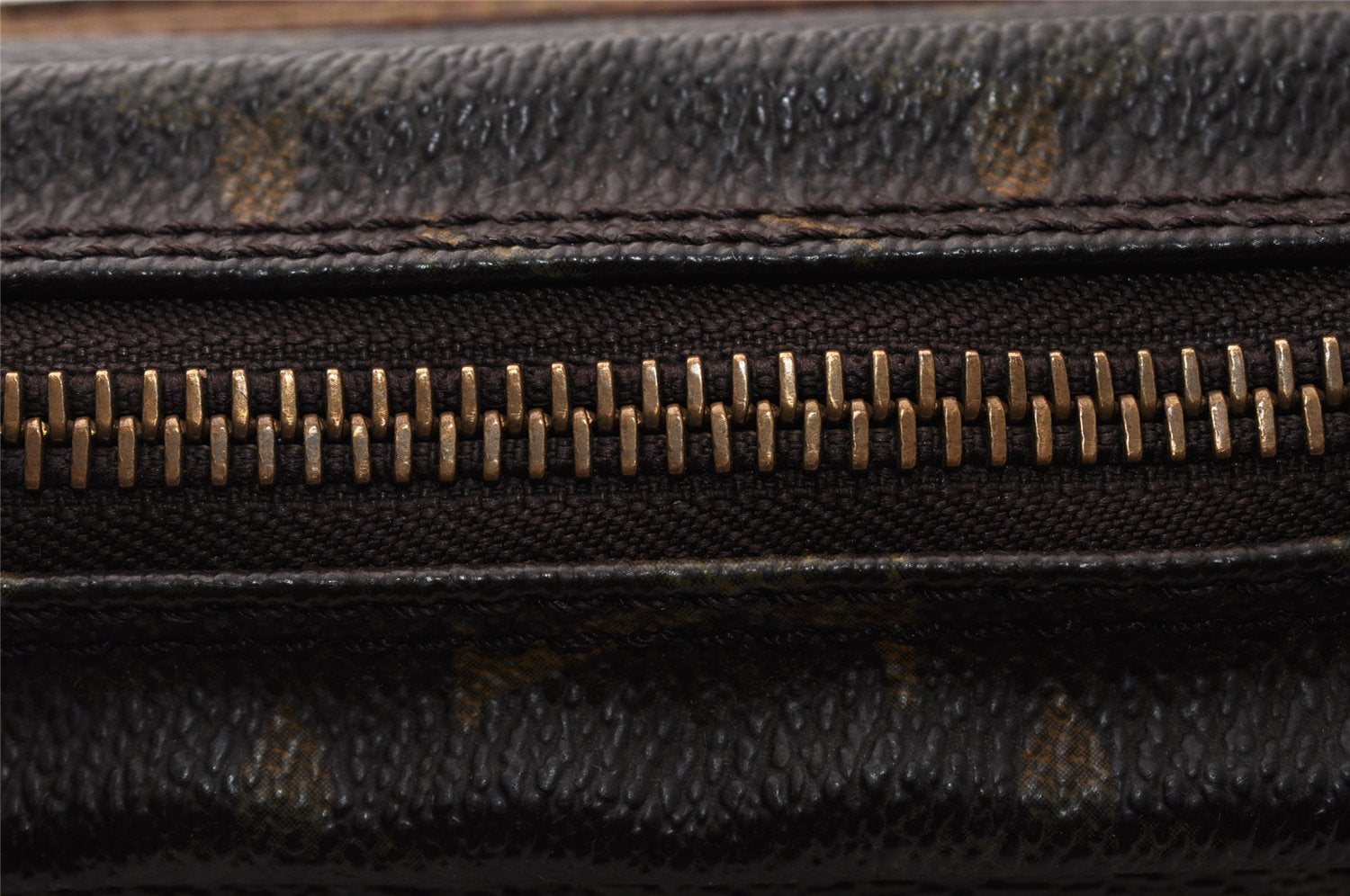 Authentic Louis Vuitton Monogram Marly Dragonne GM M51825 Clutch Hand Bag 8703I