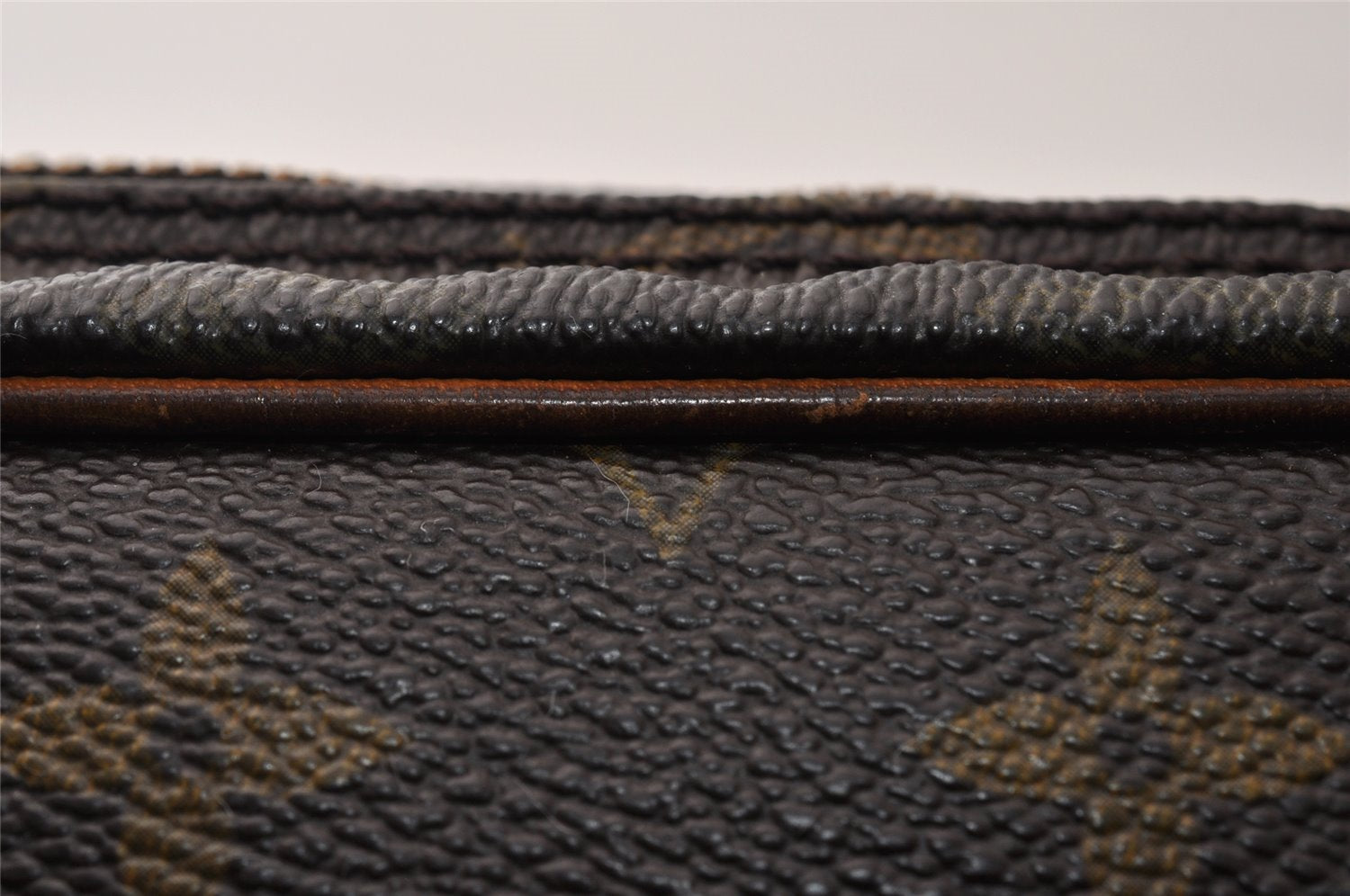 Authentic Louis Vuitton Monogram Marly Dragonne GM M51825 Clutch Hand Bag 8703I