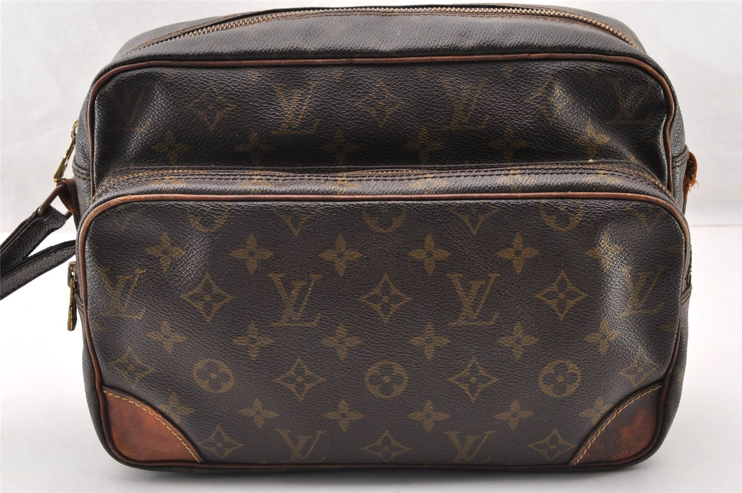 Authentic Louis Vuitton Monogram Nile Shoulder Cross Body Bag M45244 Junk 8706I