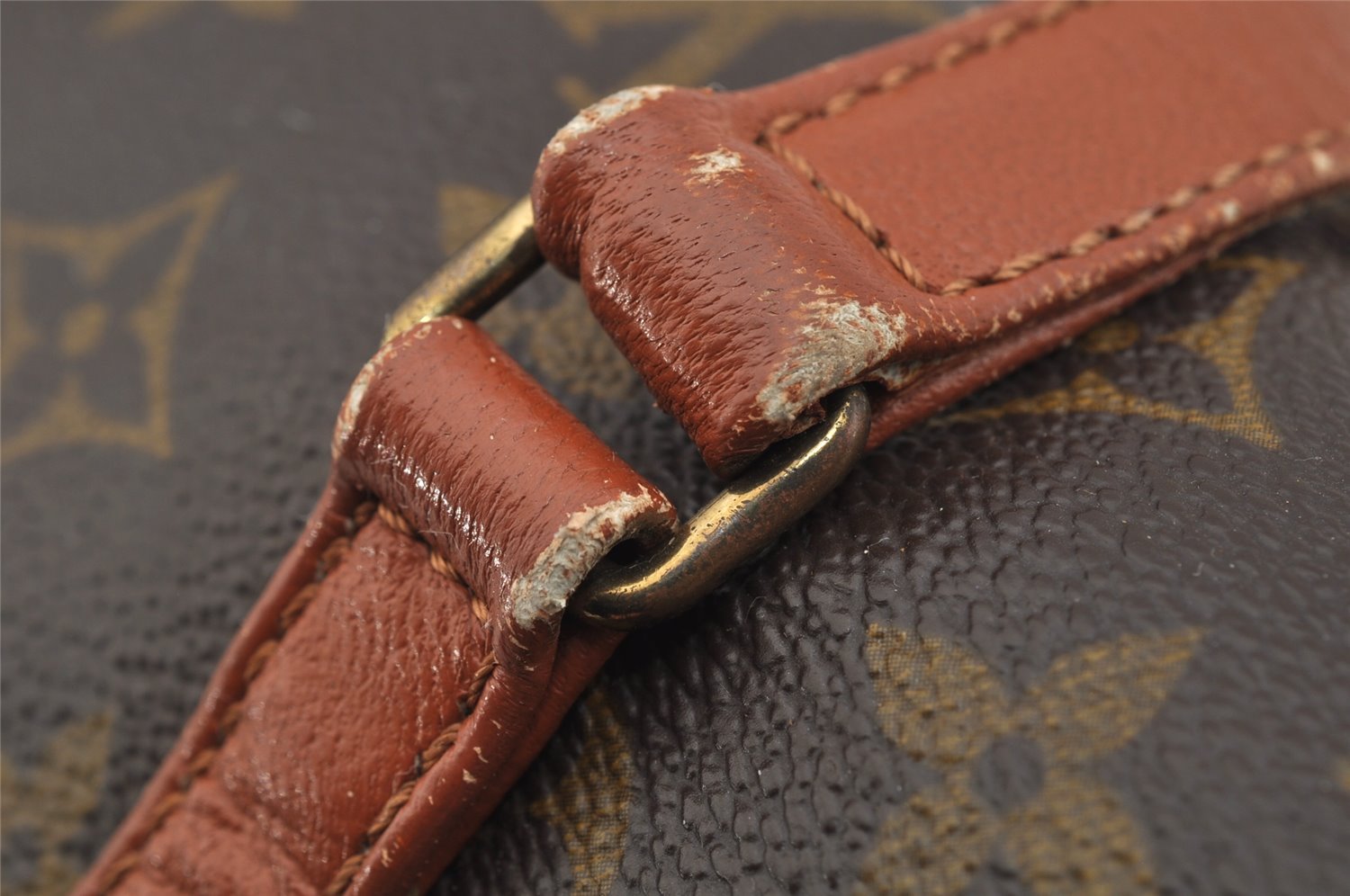 Authentic Louis Vuitton Monogram Papillon 30 Hand Bag Old Model LV 8708I