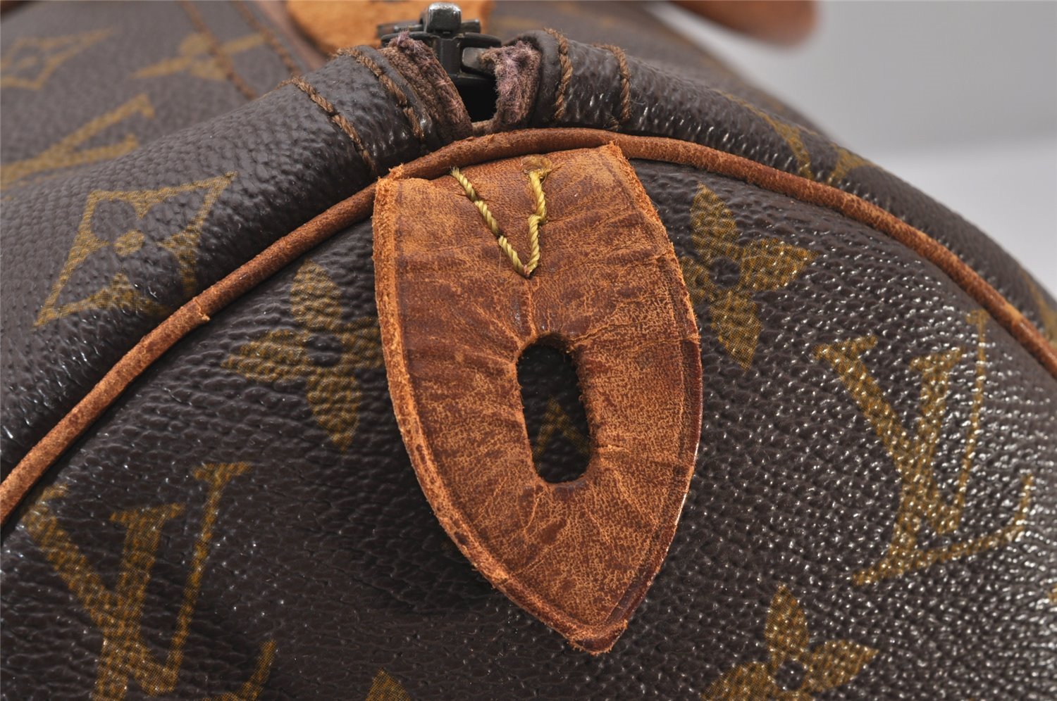 Authentic Louis Vuitton Monogram Speedy 40 Hand Boston Bag Old Model LV 8713I