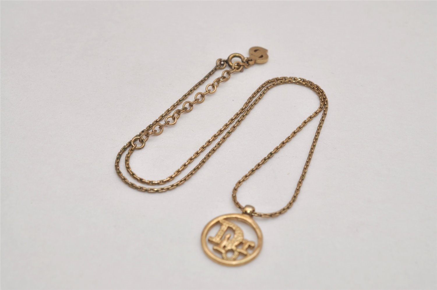 Authentic Christian Dior Gold Tone Chain Pendant Necklace CD 8720J