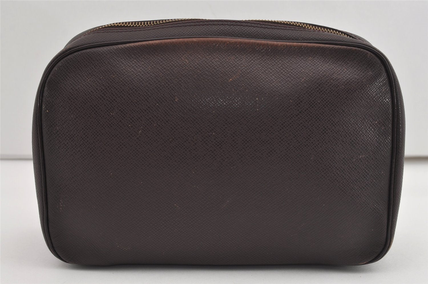 Auth Louis Vuitton Taiga Trousse Toilette GM Clutch Bag M30216 Purple Junk 8722I