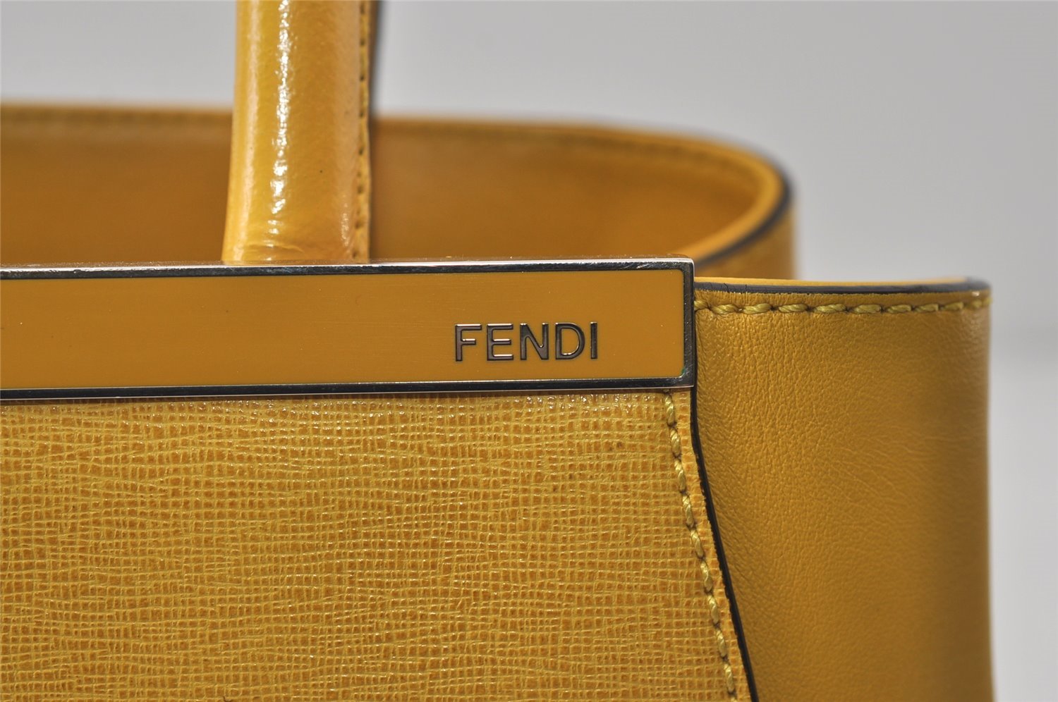 Authentic FENDI Vintage 2JOURS Leather 2Way Shoulder Hand Bag Purse Yellow 8724J