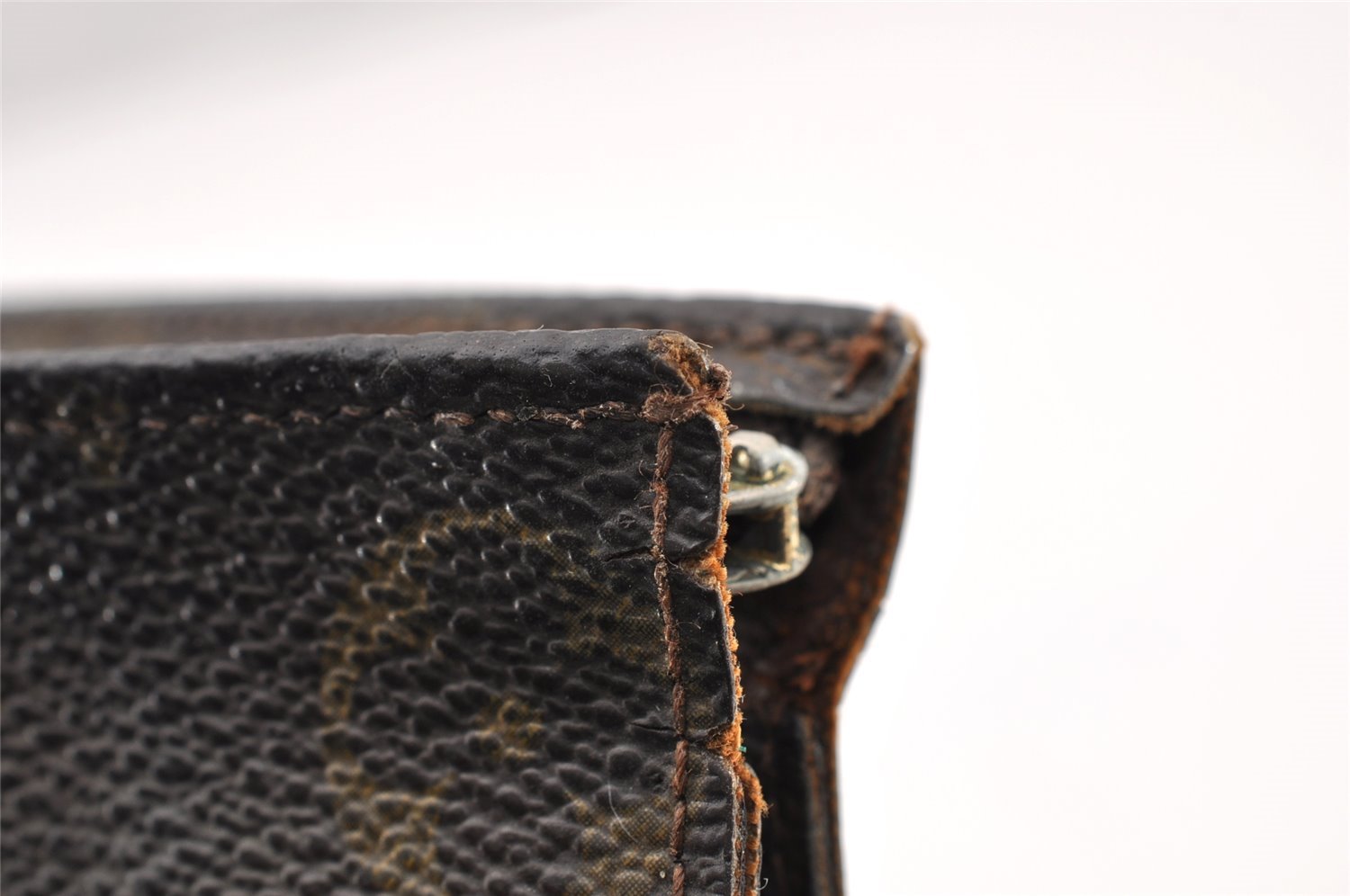 Auth Louis Vuitton Monogram Poche Toilette Cosmetics Pouch Old Model Junk 8725I