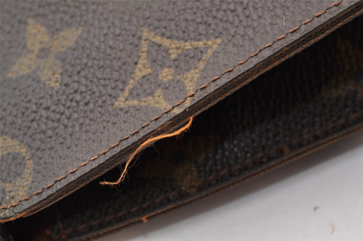 Auth Louis Vuitton Monogram Poche Toilette Cosmetics Pouch Old Model Junk 8725I