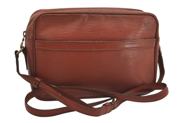 Authentic Louis Vuitton Epi Trocadero 27 Shoulder Cross Bag M52303 Brown 8728I