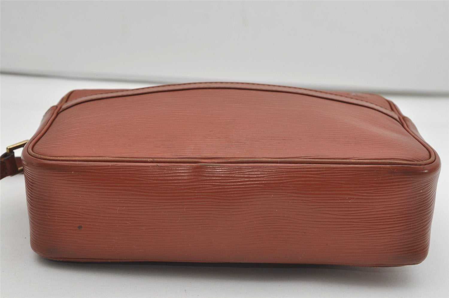 Authentic Louis Vuitton Epi Trocadero 27 Shoulder Cross Bag M52303 Brown 8728I