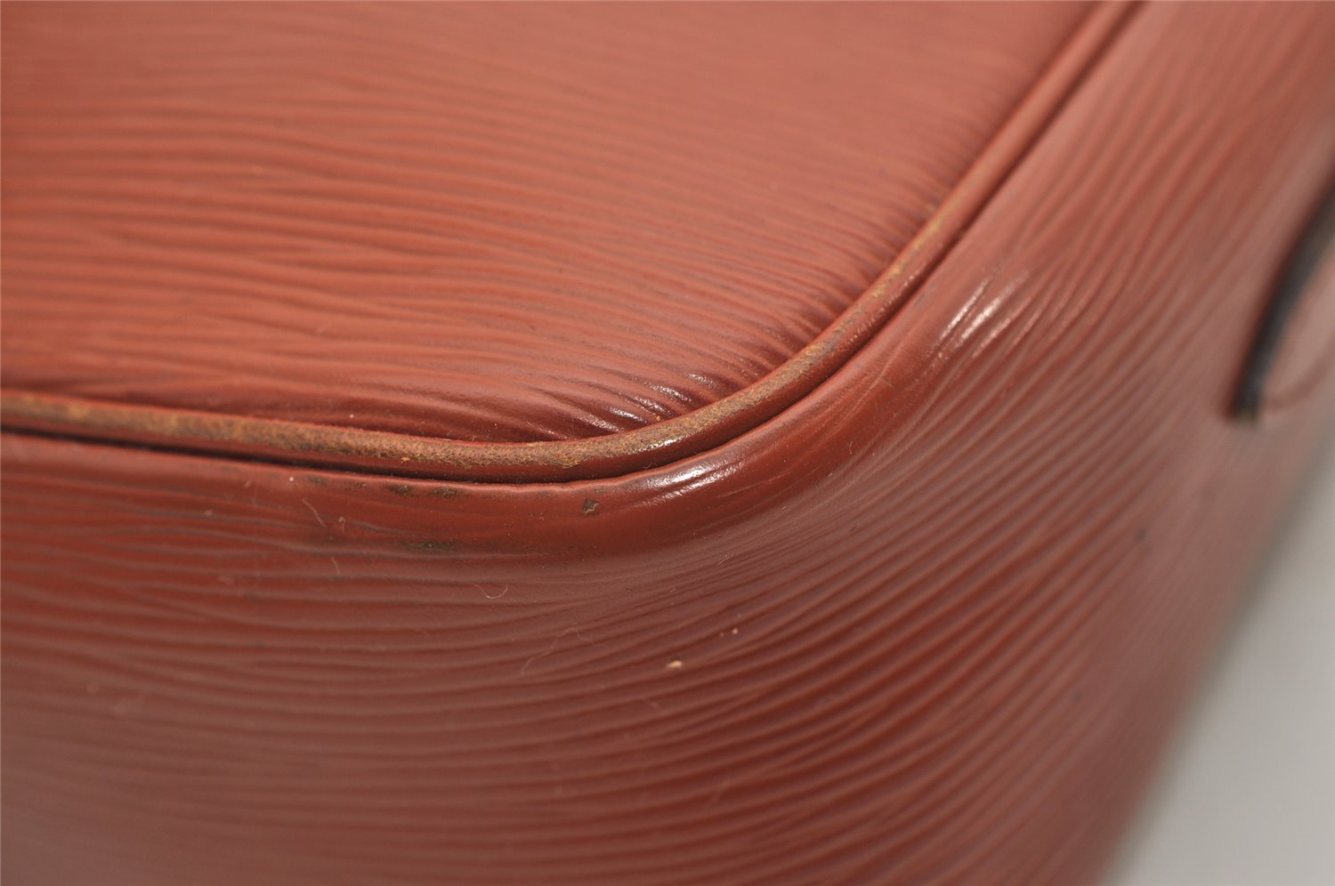 Authentic Louis Vuitton Epi Trocadero 27 Shoulder Cross Bag M52303 Brown 8728I